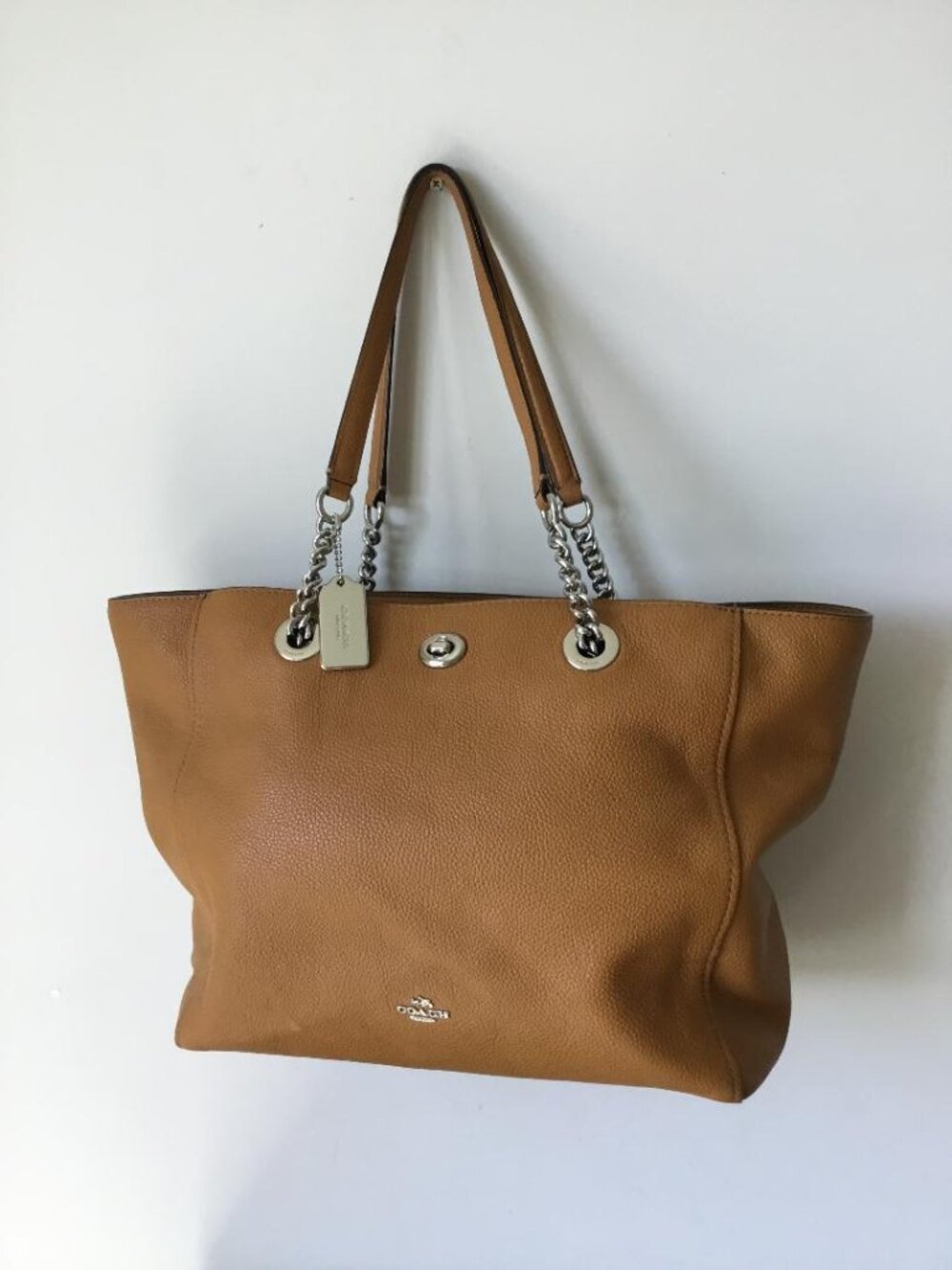 Coach Turnlock Chain Tote Bag in Tan/Light Saddle Polished Pebble Leather #56830
